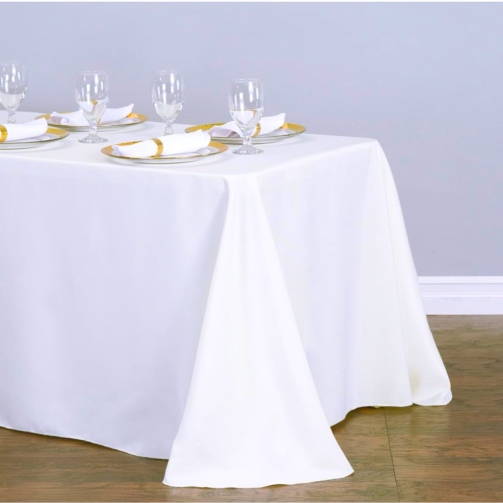 90”x156” White Rectangular Tablecloth w Rounded Corners Party Wedding Event